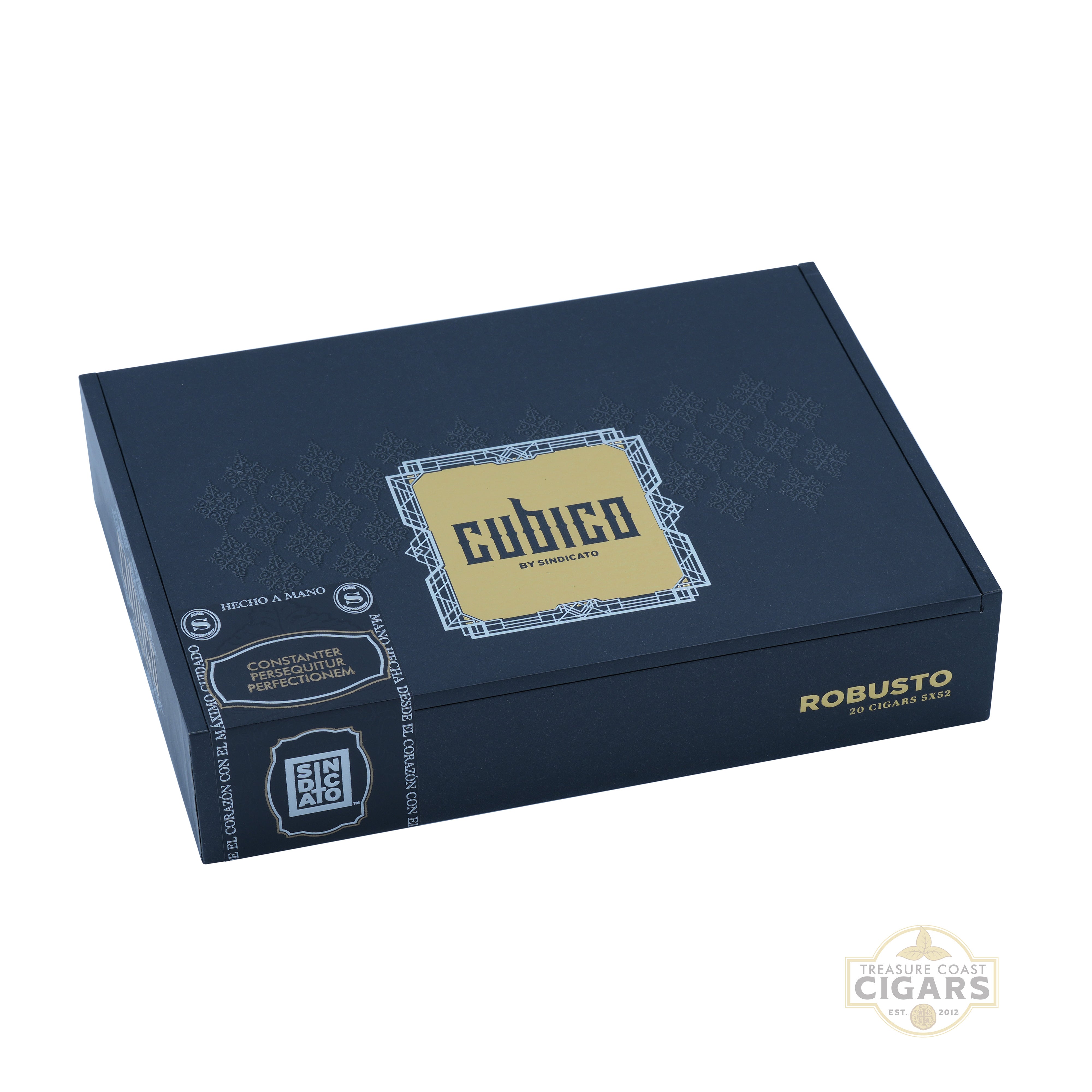 Cubico Robusto cigar box on a white background