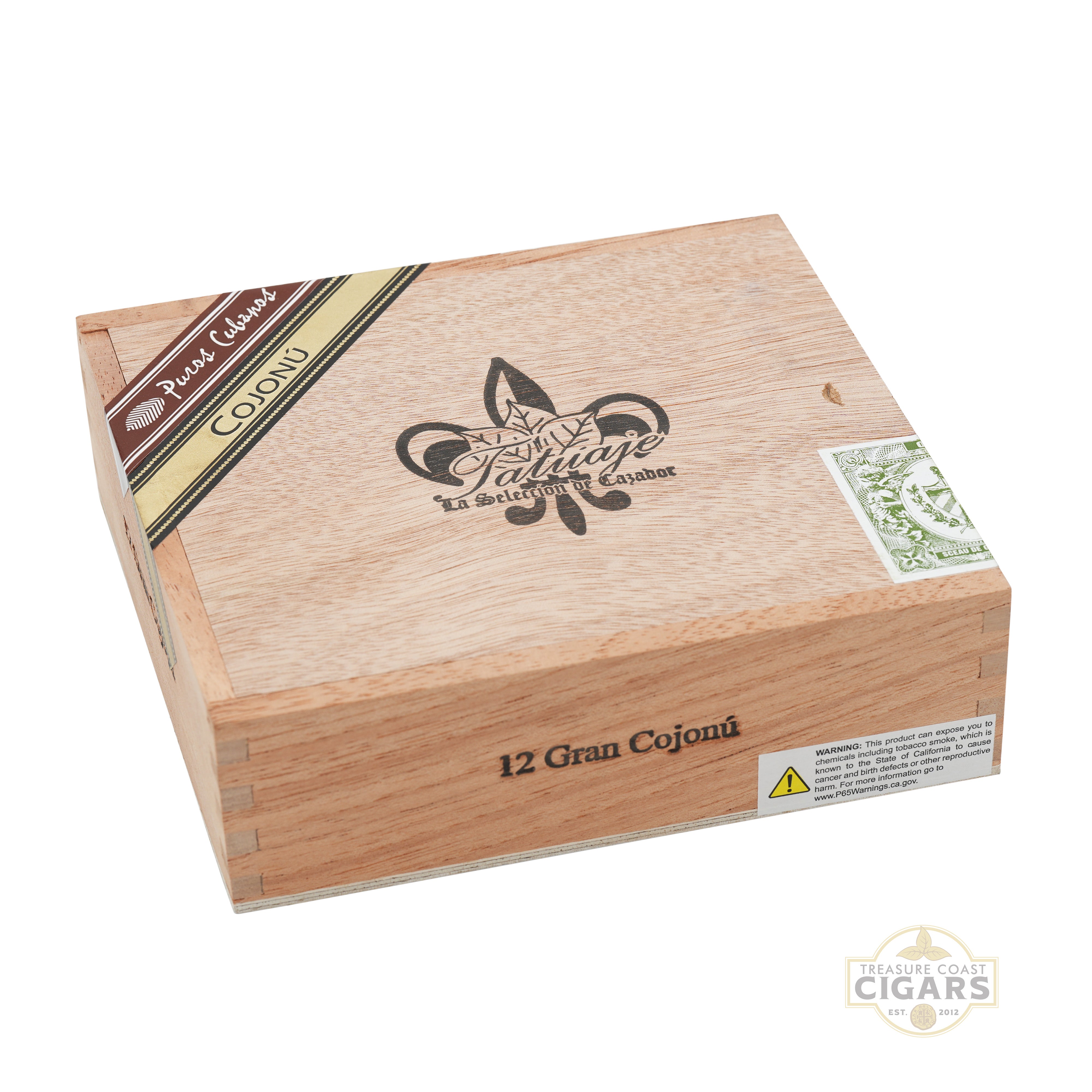 Cigar box with '12 Gran Cojonu branding on a white background