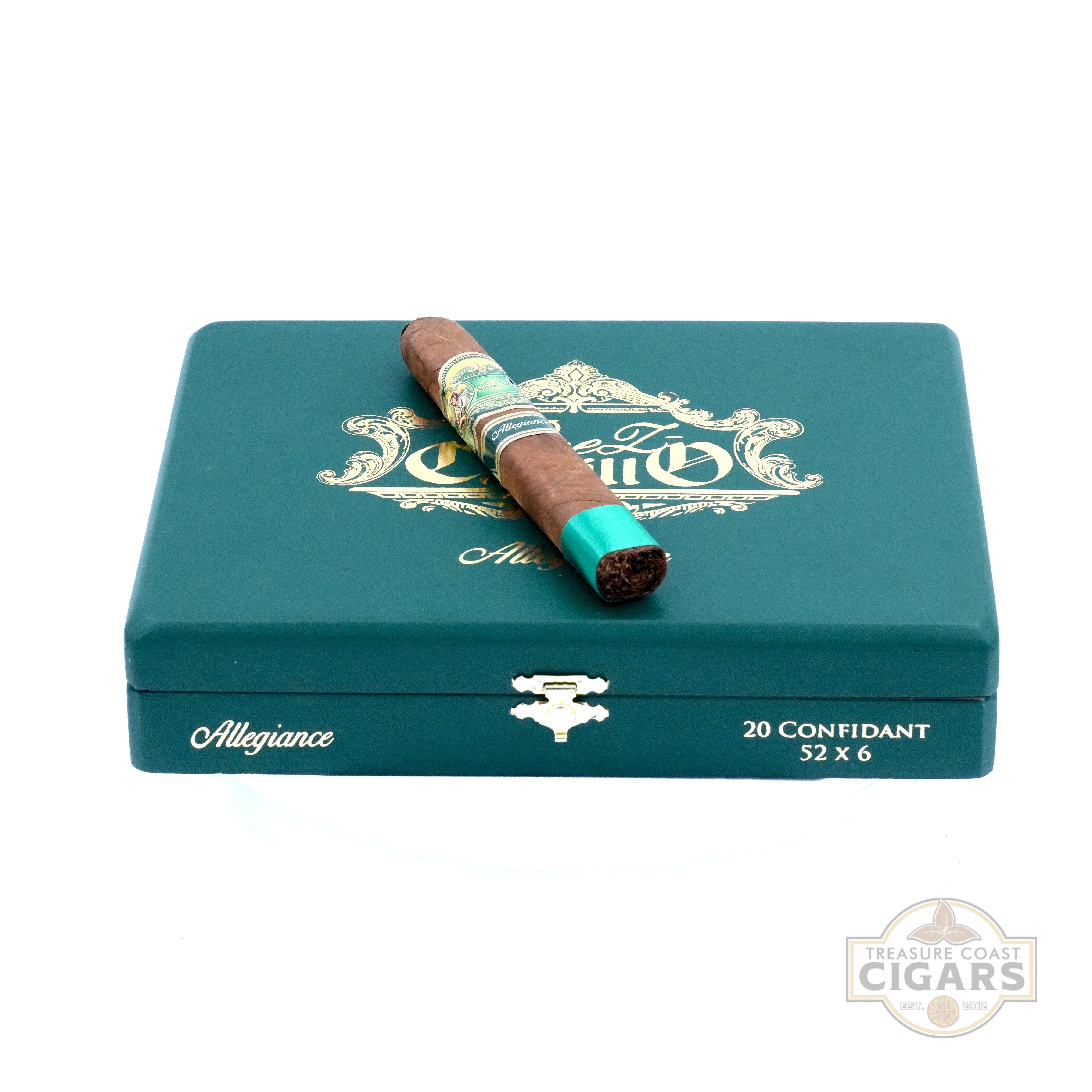Closed green Allegiance Confidant box of cigars.