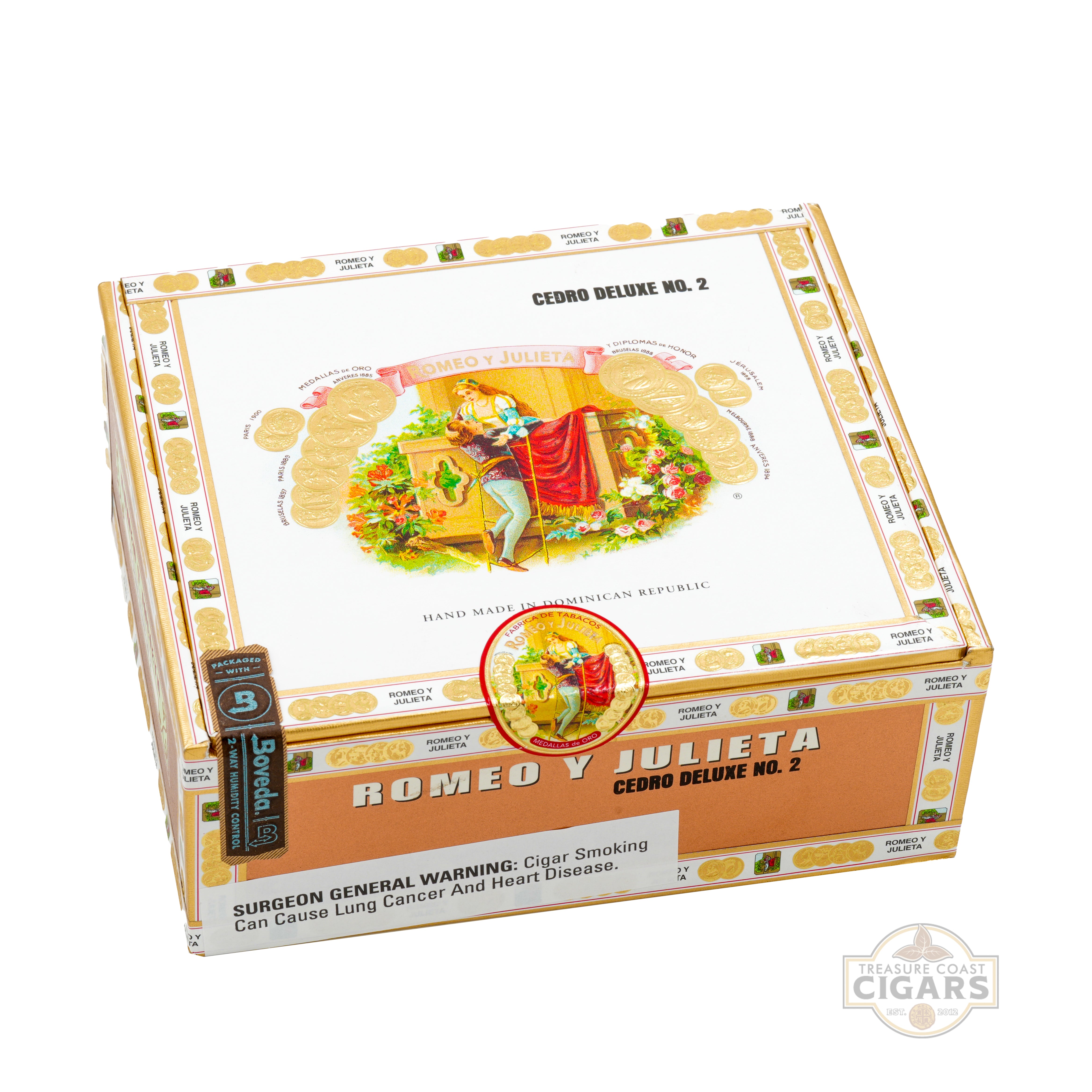 Cigar box with 'Romeo y Julieta' branding on a white background