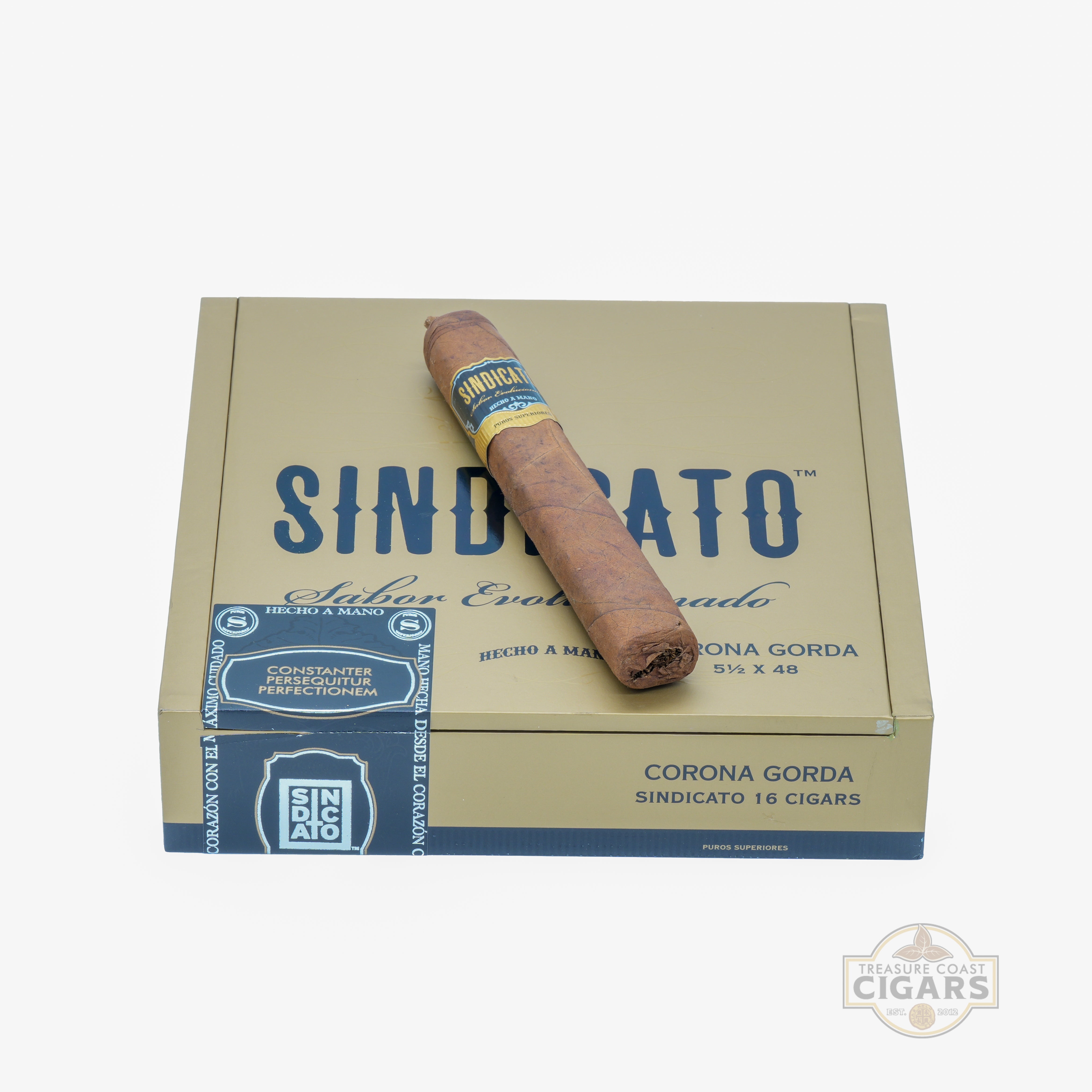 Box of Sindicato Corona Gorda cigars with a single cigar on top